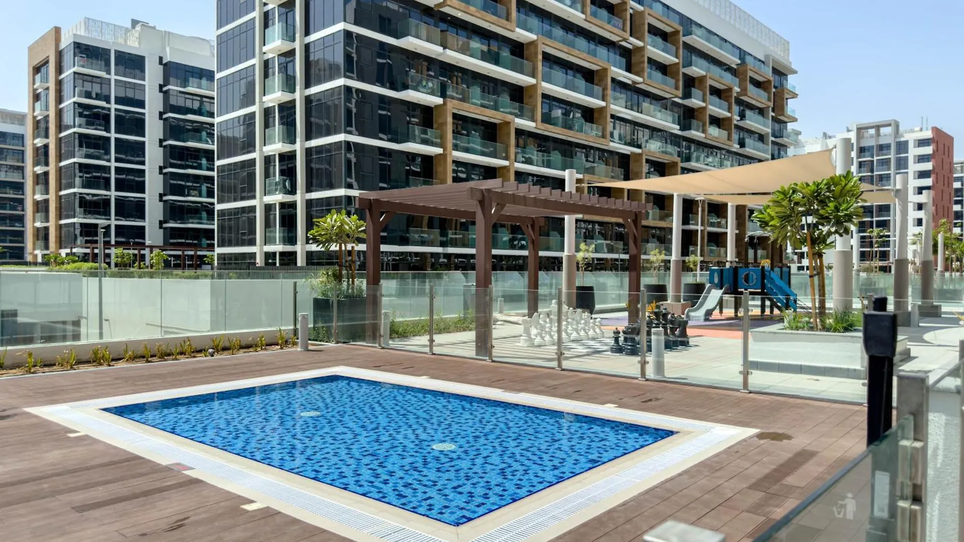 Pool View 1Br Modern & Stylish Lägenhet Dubai Förenade Arabemiraten