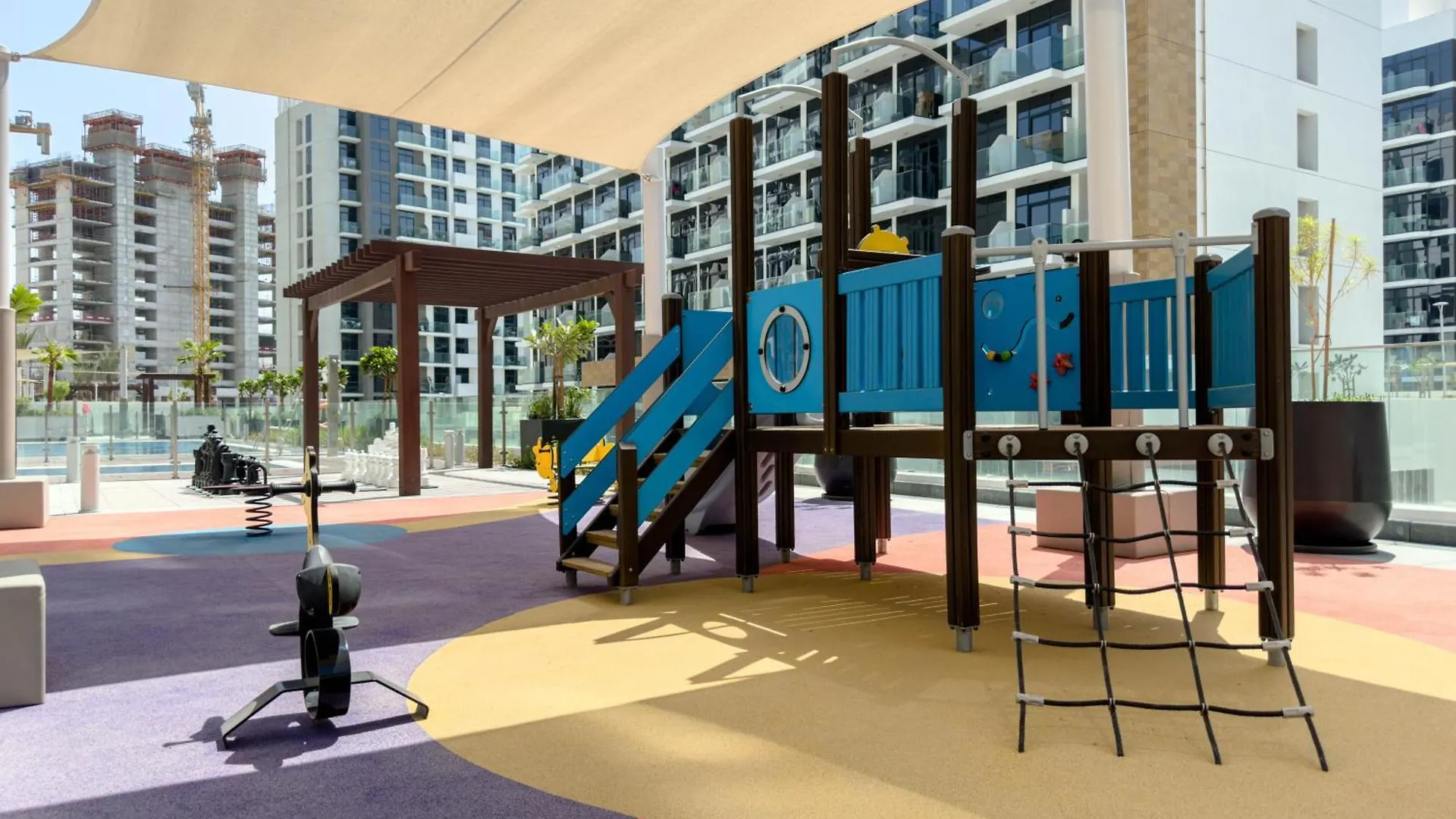 Апартаменты Pool View 1Br Modern & Stylish Дубай 0*,  ОАЭ