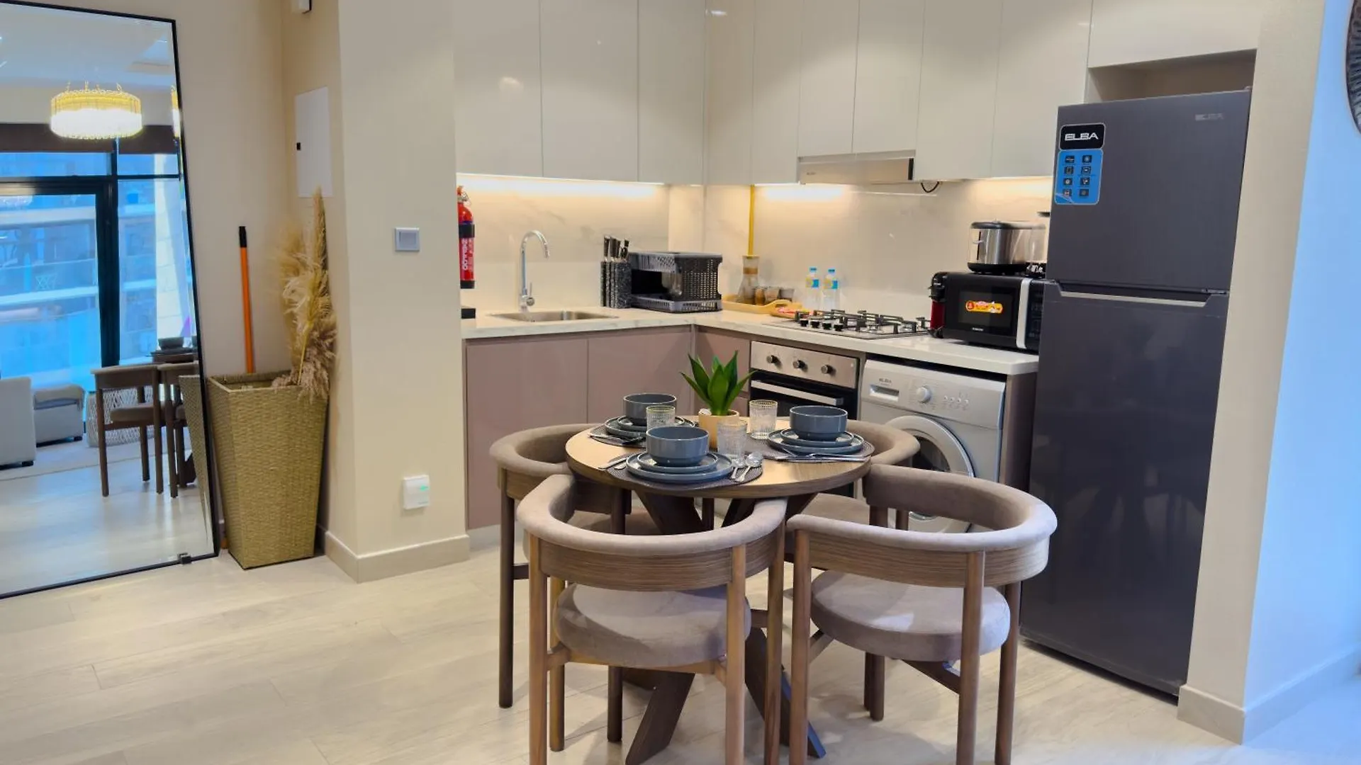 Апартаменты Pool View 1Br Modern & Stylish Дубай ОАЭ